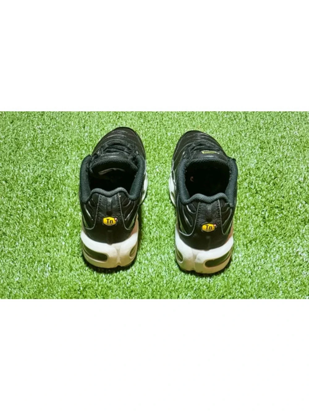 Nike Air Max Plus TN Black White Volt – Size 4Y
